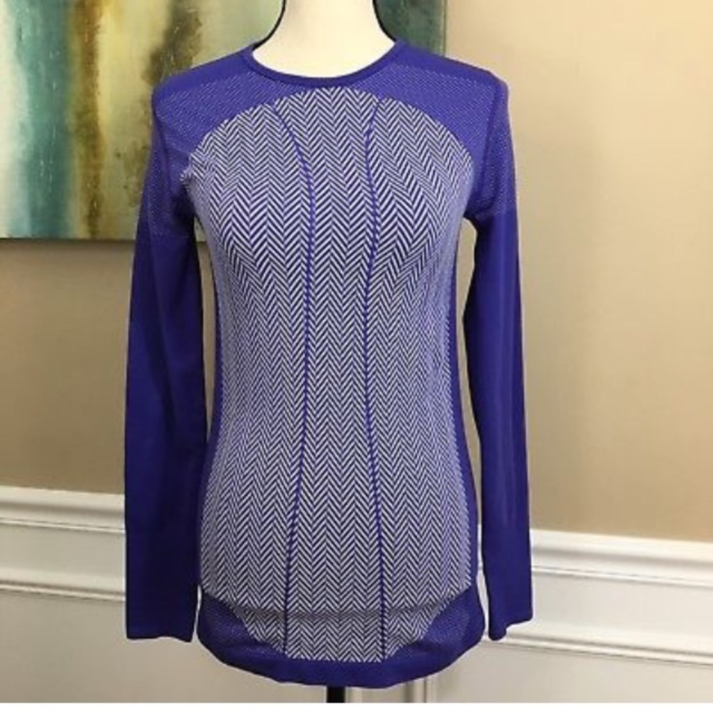 FREE LEGGINGS W/ PURCHASE Fabletics Purple Top